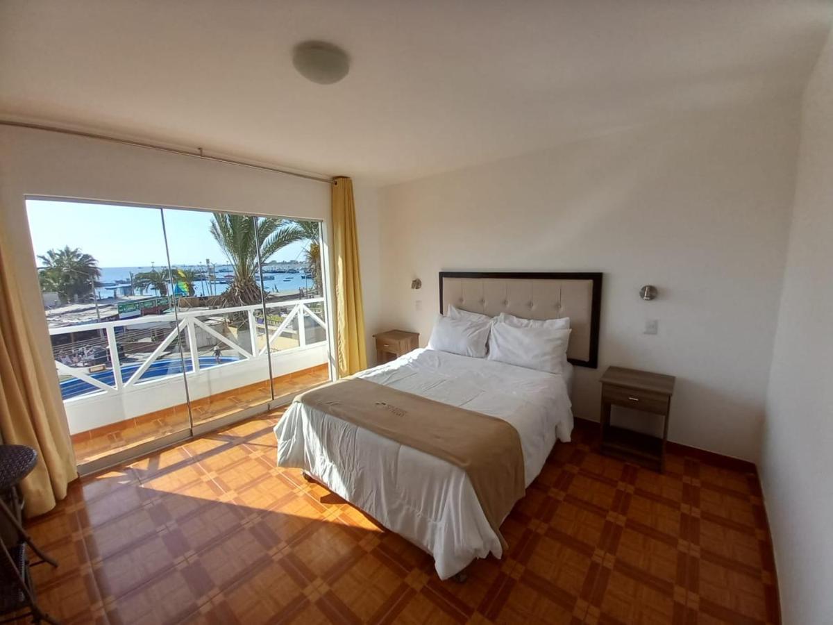 Hostal Los Frayles 파라카스 외부 사진