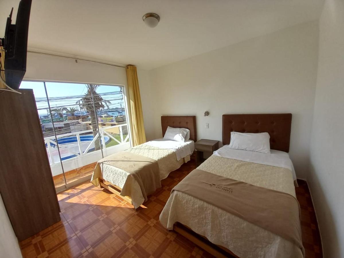 Hostal Los Frayles 파라카스 외부 사진
